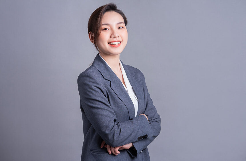 9 Successful Young Women Entrepreneurs Share Their Best Business